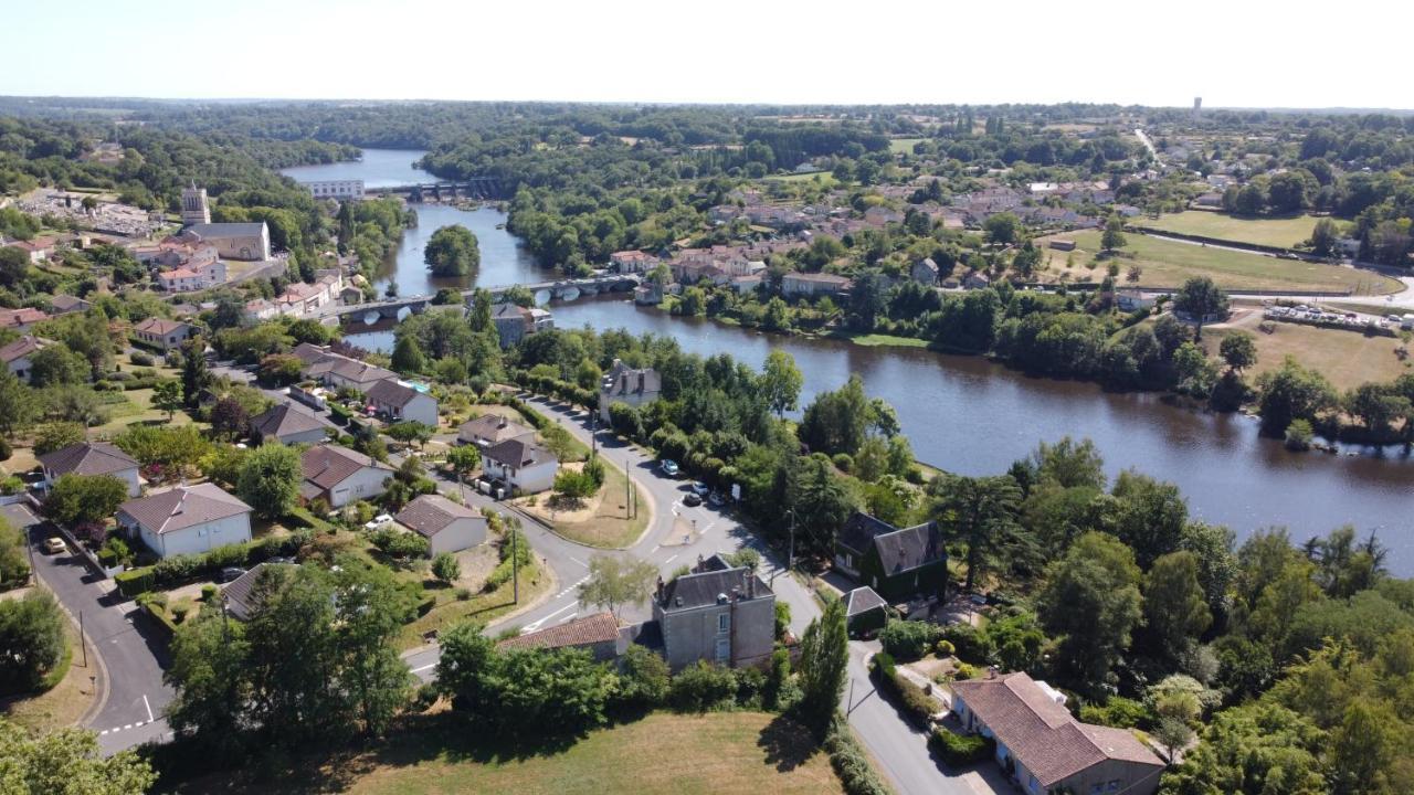 La Maison Ribotteau Bed & Breakfast L'Isle-Jourdain  Екстериор снимка